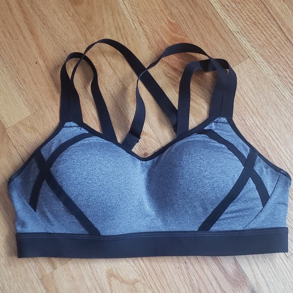 Small/ medium support workout sports bra